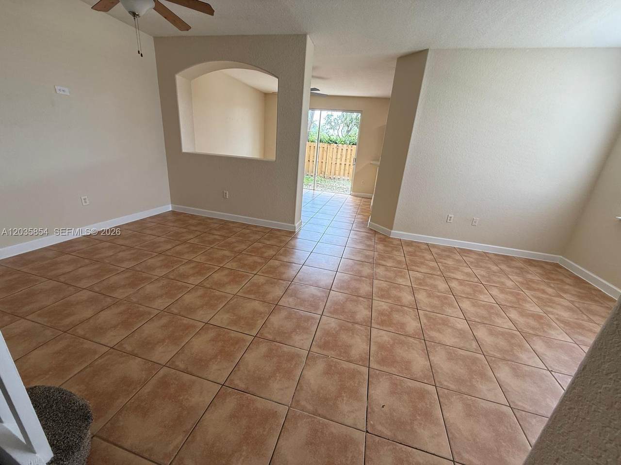 https://bt-photos.global.ssl.fastly.net/miami/1280_boomver_1_A12035854-2.jpg