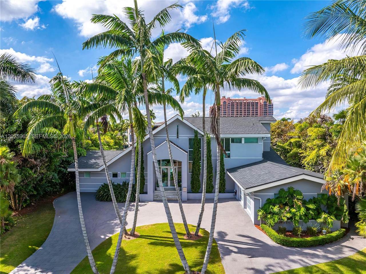 https://bt-photos.global.ssl.fastly.net/miami/1280_boomver_1_A12035965-2.jpg