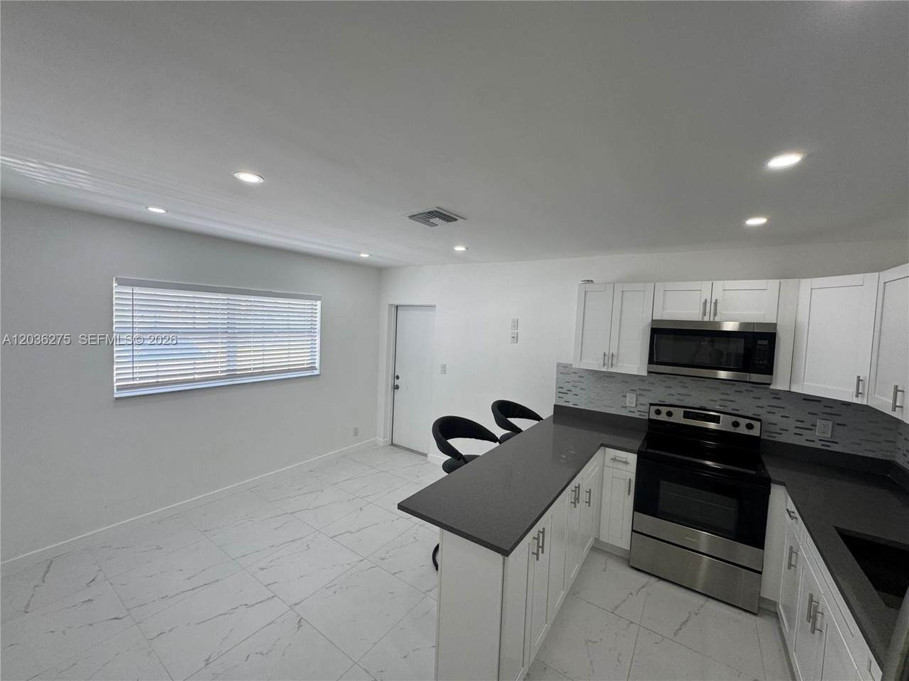 https://bt-photos.global.ssl.fastly.net/miami/1280_boomver_1_A12036275-2.jpg