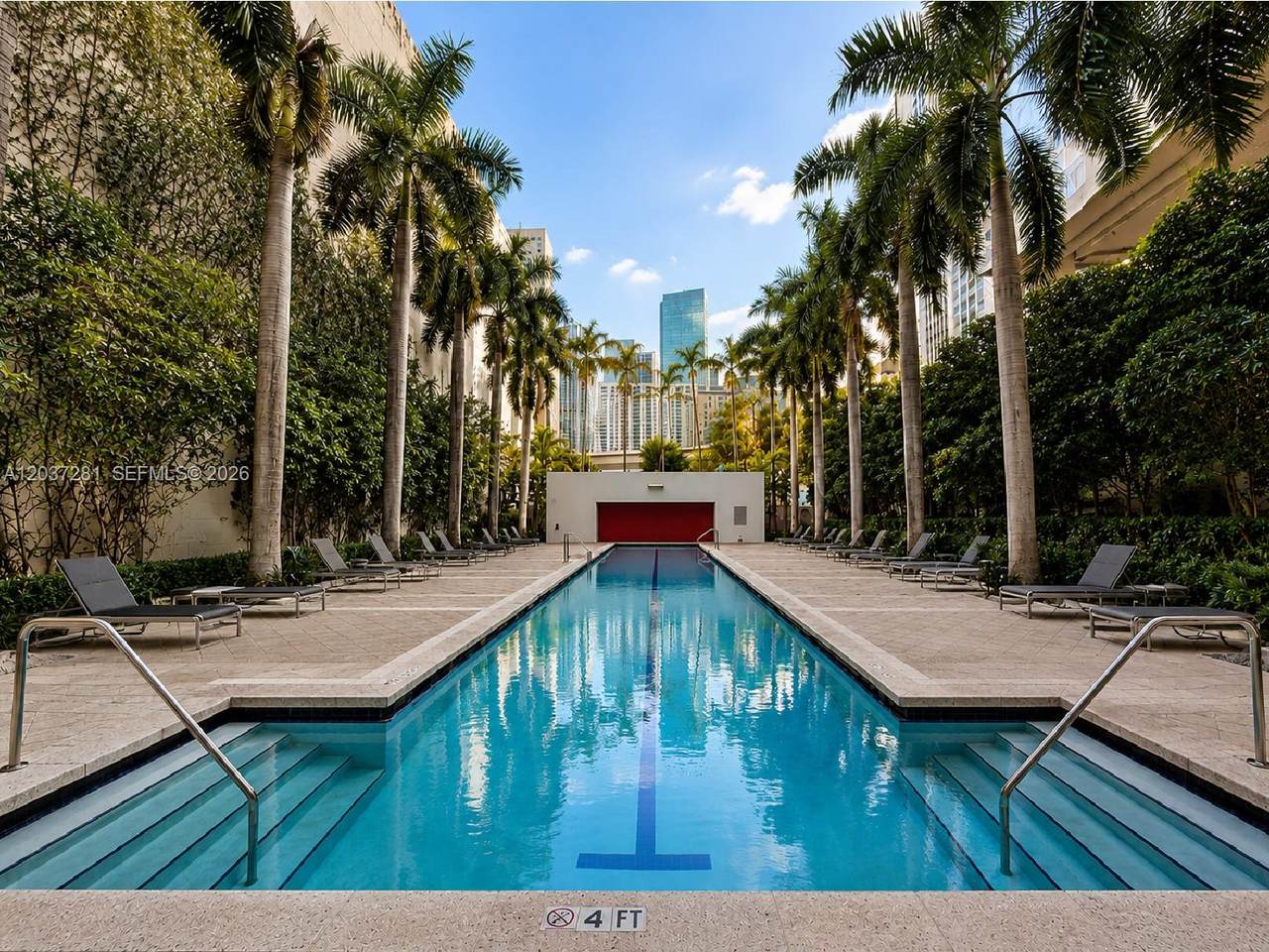 https://bt-photos.global.ssl.fastly.net/miami/1280_boomver_1_A12037281-2.jpg