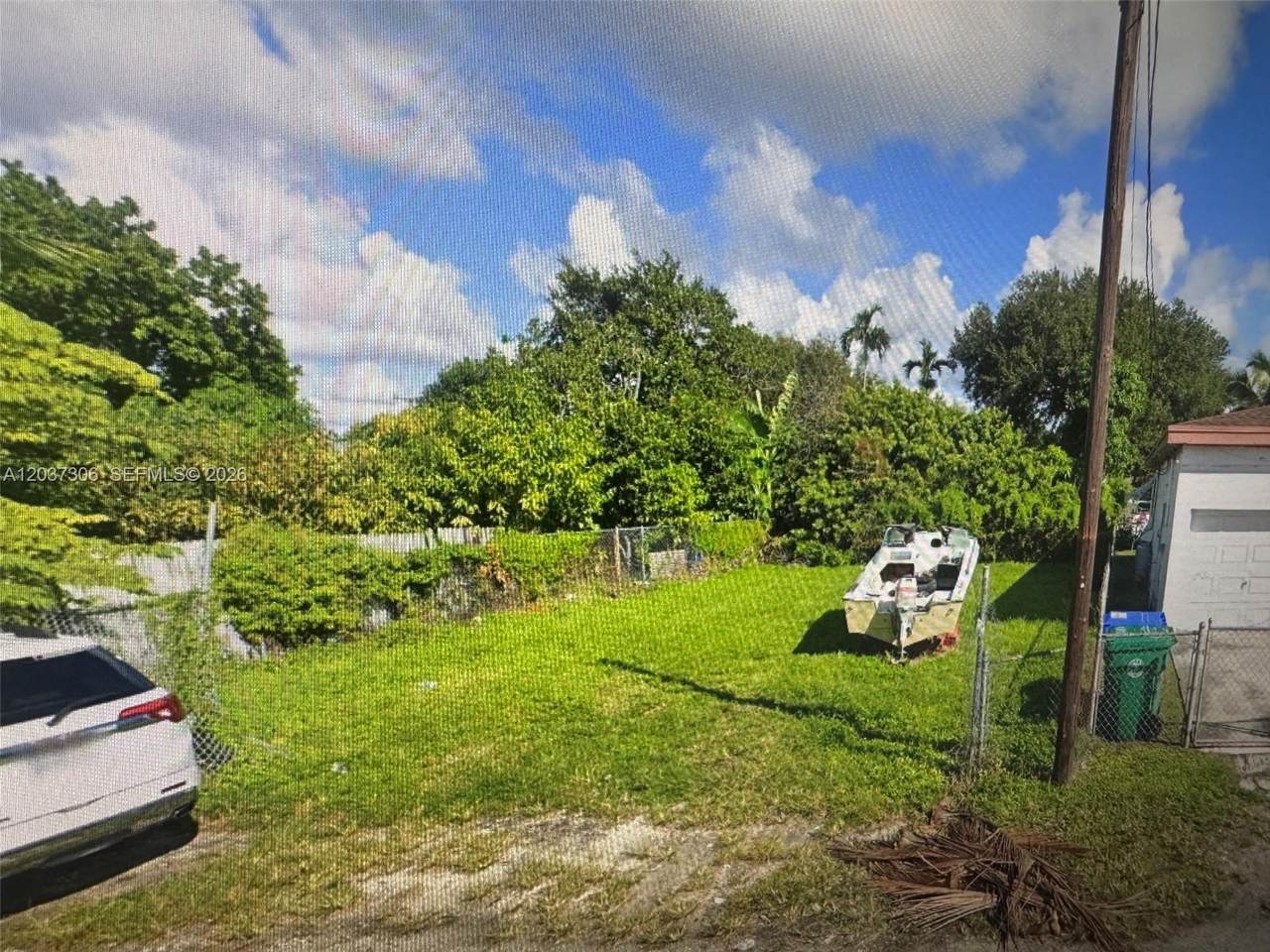 1449 68th Ter - Photo 1