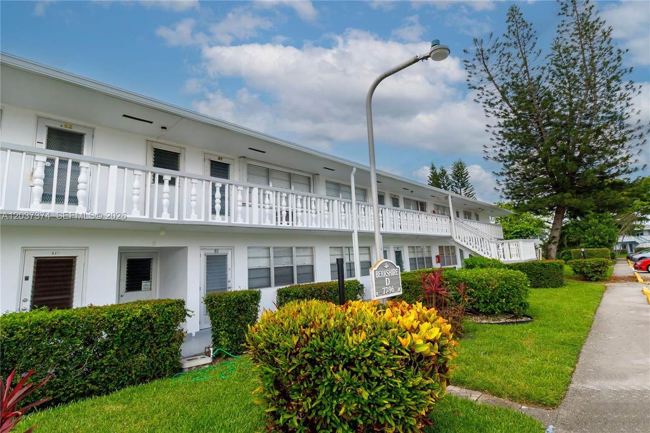 90 Berkshire D - Photo 1