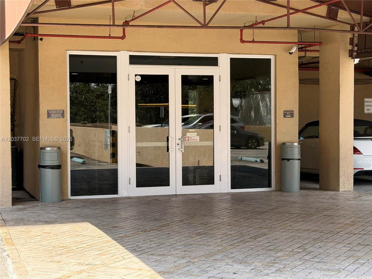 https://bt-photos.global.ssl.fastly.net/miami/1280_boomver_1_A12037702-2.jpg