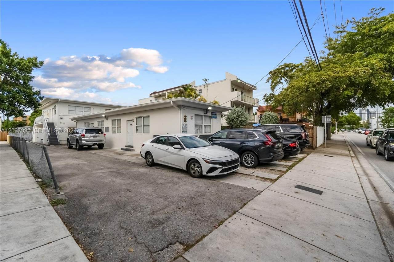 https://bt-photos.global.ssl.fastly.net/miami/1280_boomver_1_A12037995-2.jpg