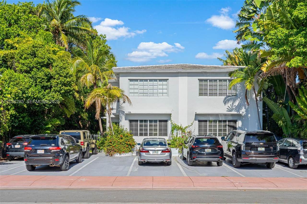 840 Lenox Ave - Photo 1