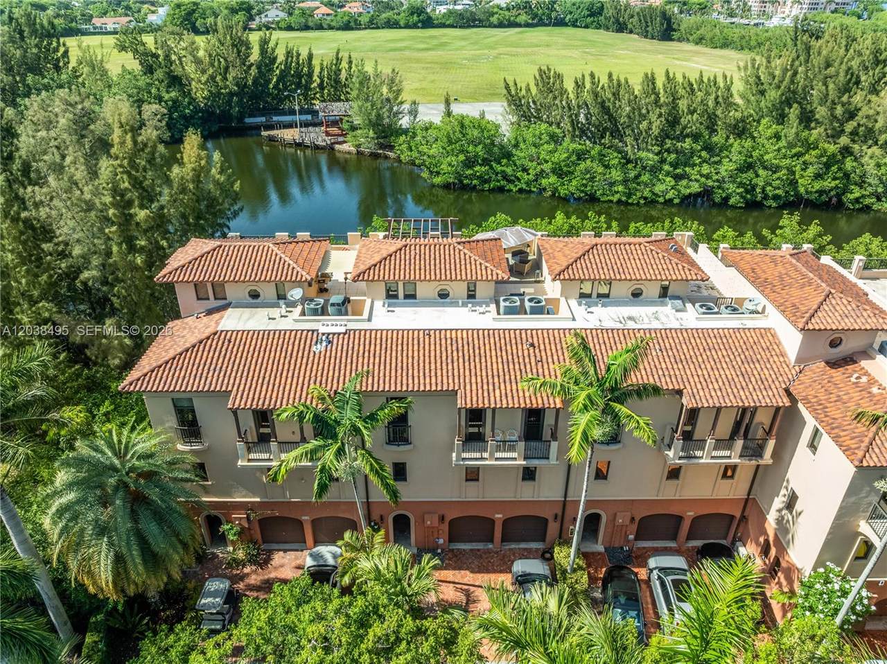 6232 Paradise Point Dr - Photo 1