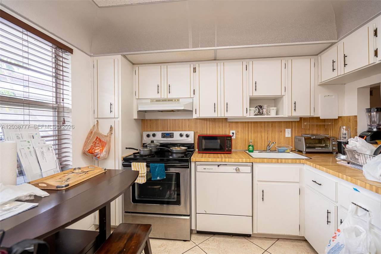 3531 Inverrary Dr - Photo 1