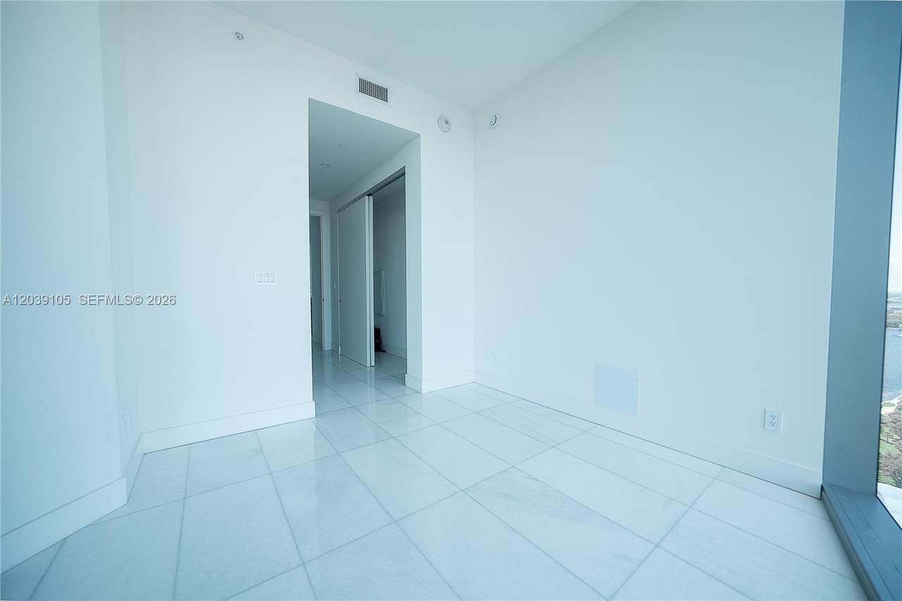 https://bt-photos.global.ssl.fastly.net/miami/1280_boomver_1_A12039105-2.jpg