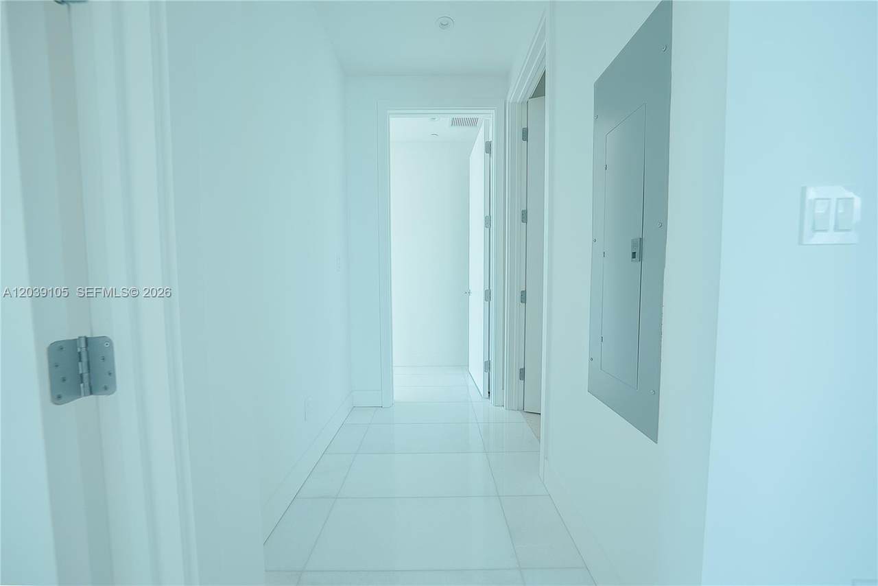 https://bt-photos.global.ssl.fastly.net/miami/1280_boomver_1_A12039105-2.jpg