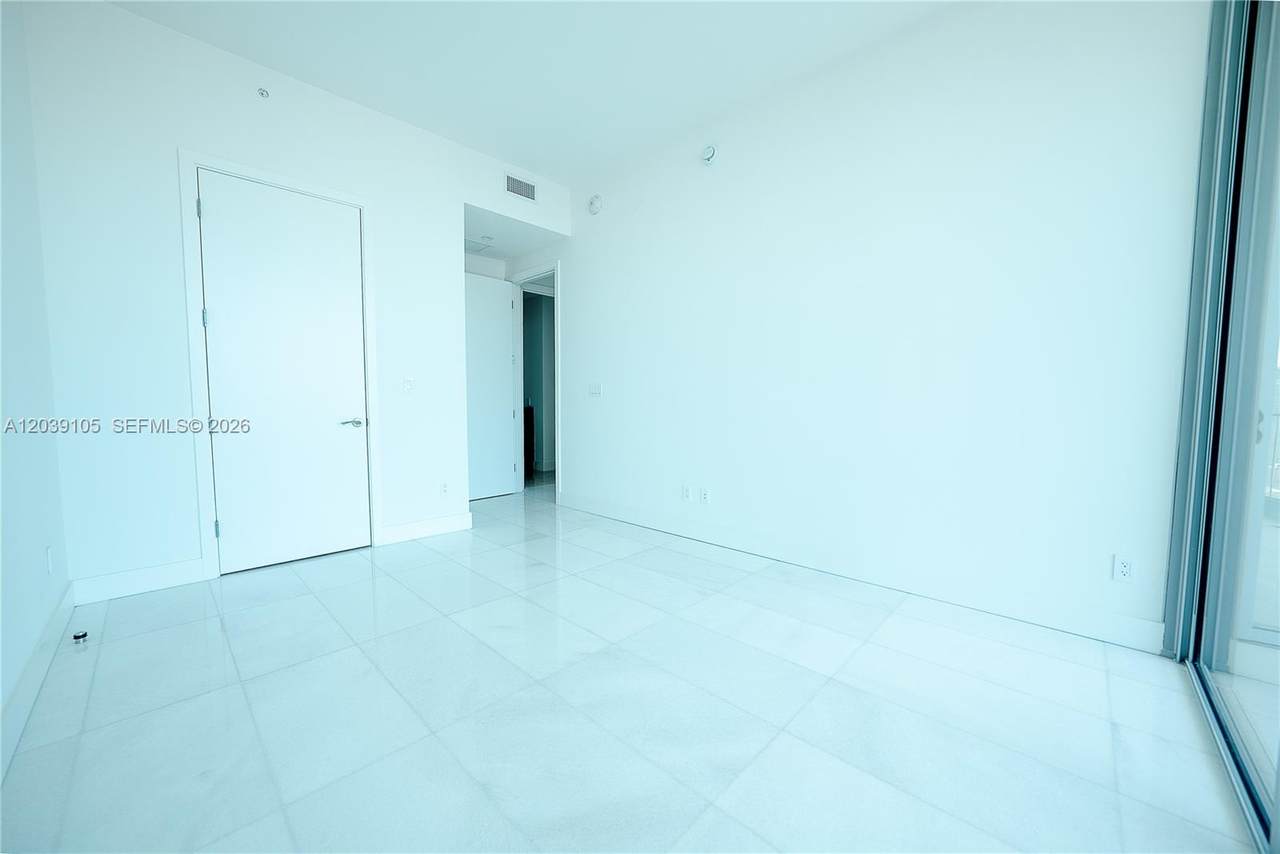 https://bt-photos.global.ssl.fastly.net/miami/1280_boomver_1_A12039105-2.jpg
