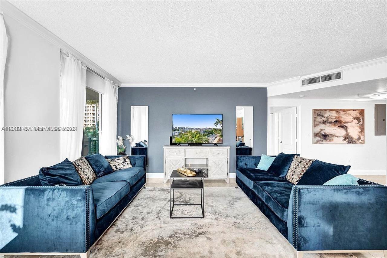 17555 Atlantic Blvd - Photo 1