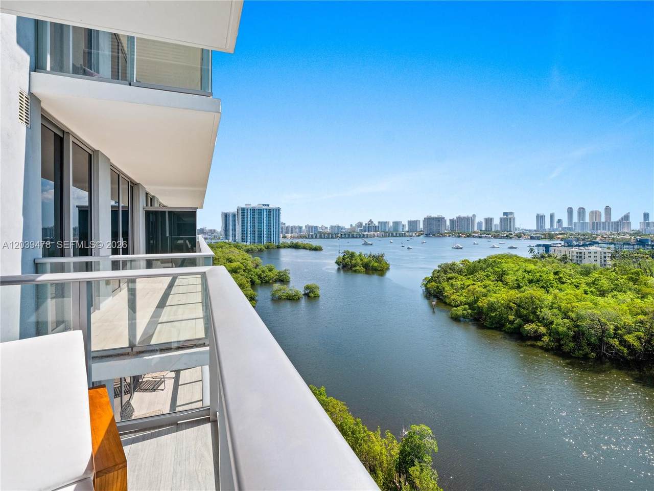 https://bt-photos.global.ssl.fastly.net/miami/1280_boomver_1_A12039478-2.jpg