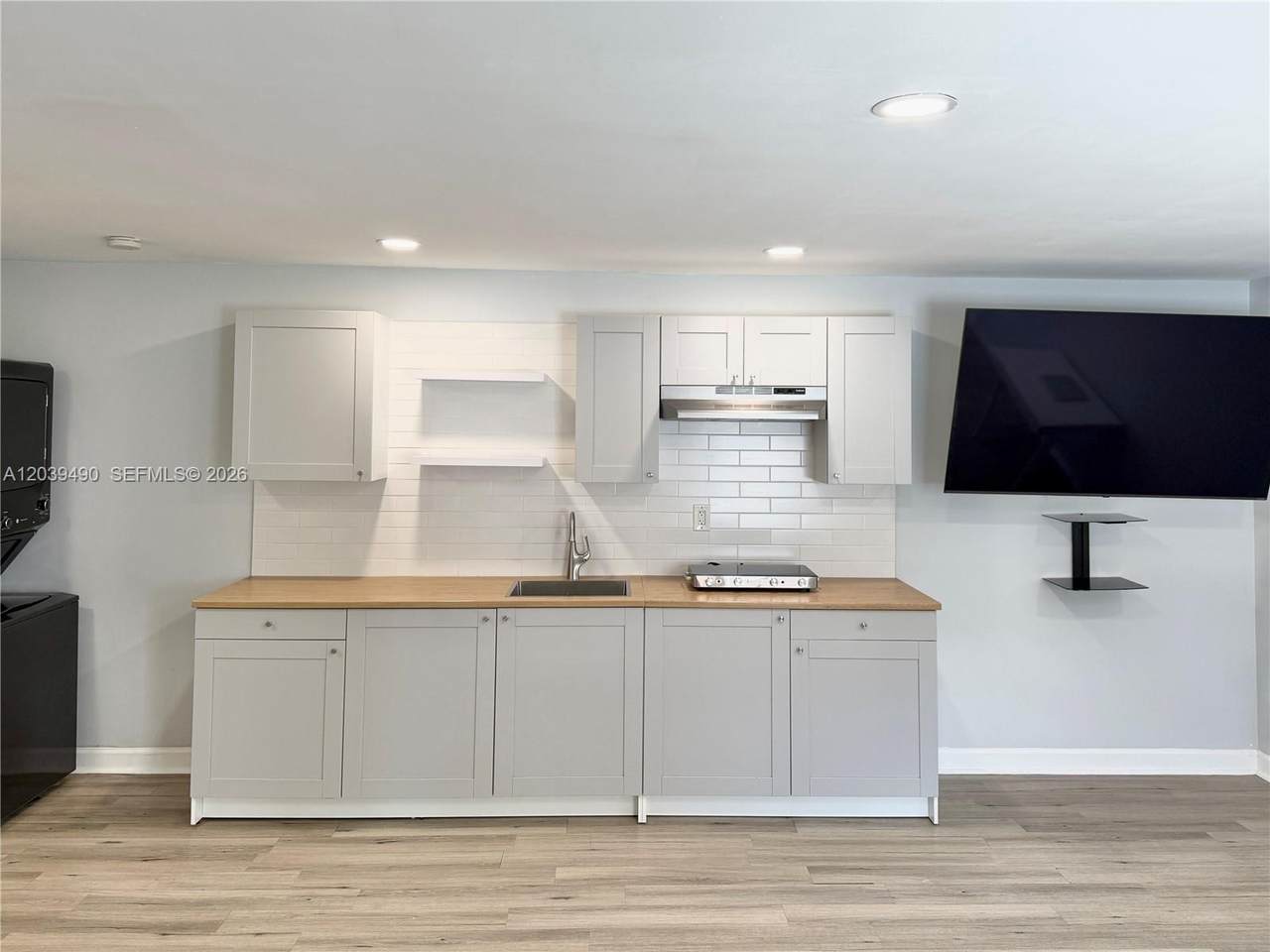 227 26th Rd - Photo 1