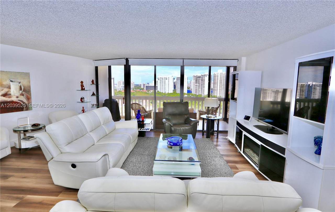 1000 Island Blvd - Photo 1
