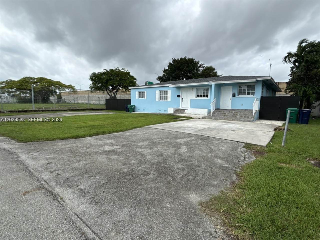 2150 76th Ct - Photo 1