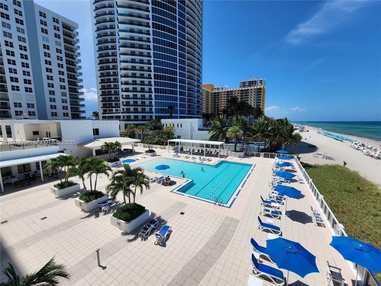 2751 Ocean Dr - Photo 1