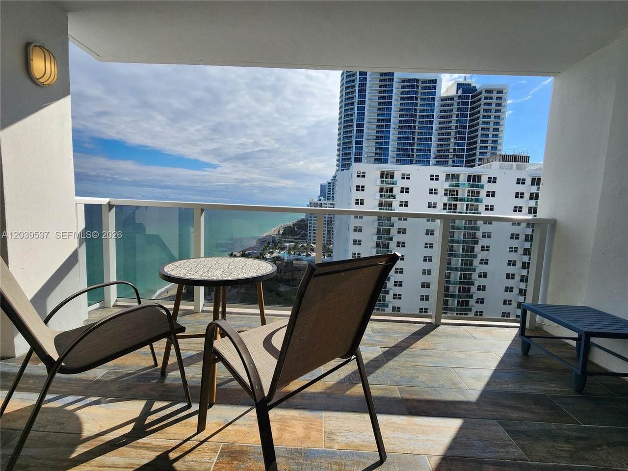 https://bt-photos.global.ssl.fastly.net/miami/1280_boomver_1_A12039537-2.jpg