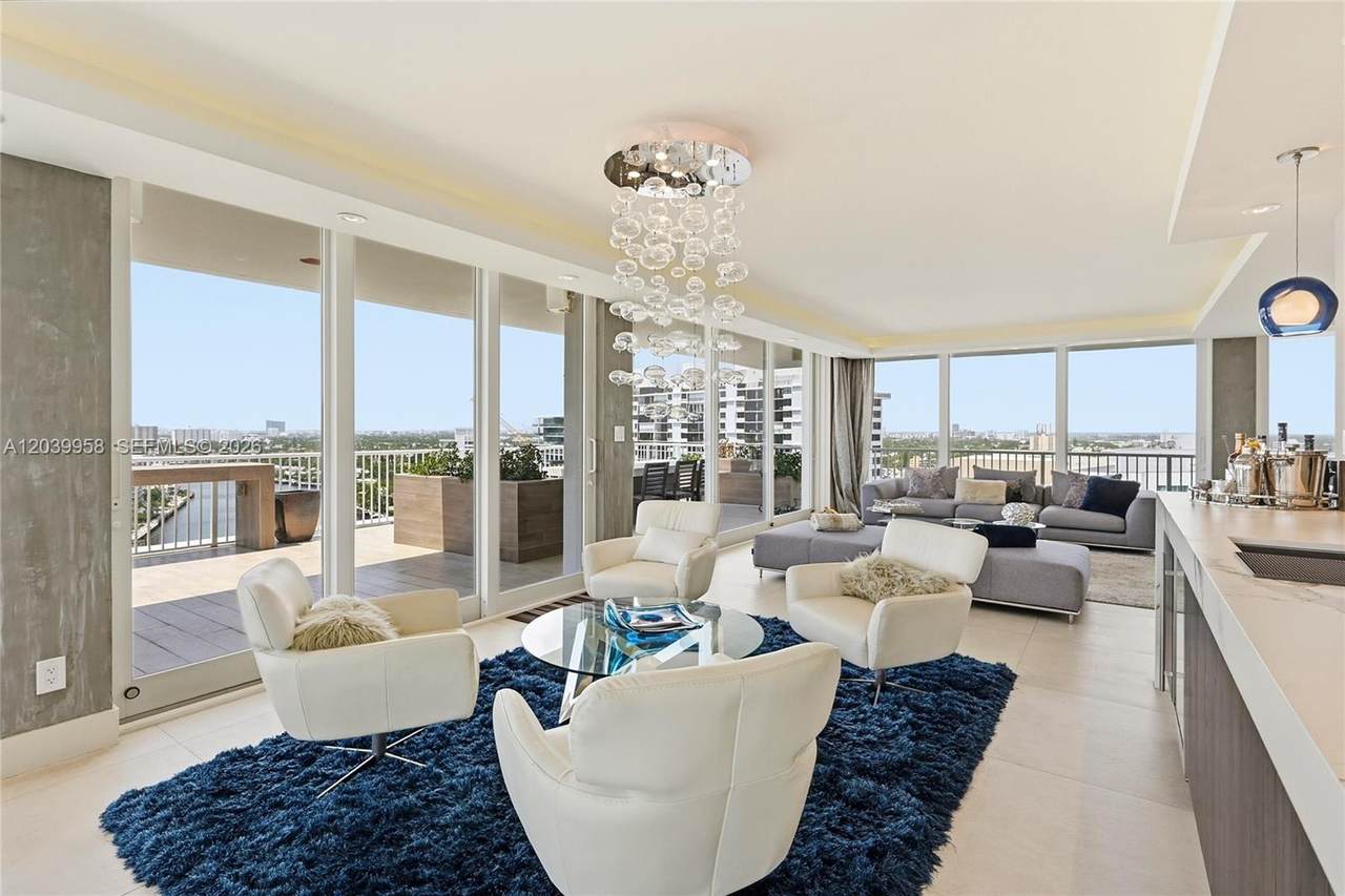 2800 Sunrise Blvd - Photo 1