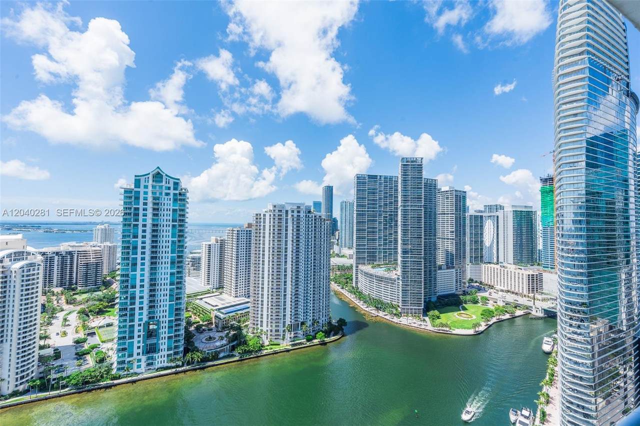 https://bt-photos.global.ssl.fastly.net/miami/1280_boomver_1_A12040281-2.jpg