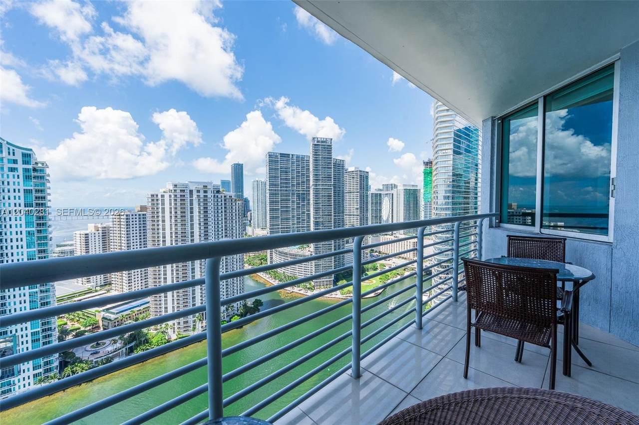 https://bt-photos.global.ssl.fastly.net/miami/1280_boomver_1_A12040281-2.jpg