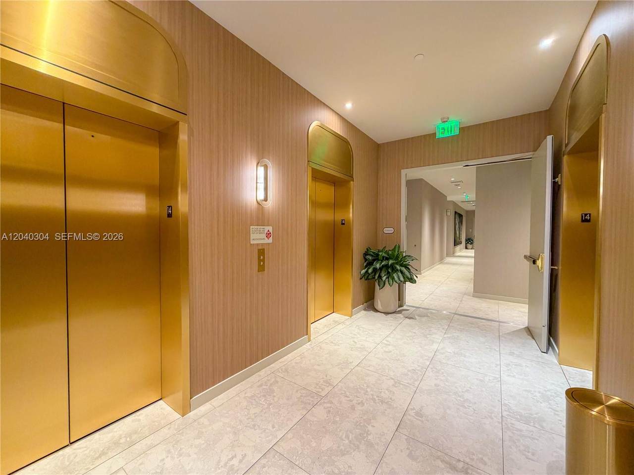 https://bt-photos.global.ssl.fastly.net/miami/1280_boomver_1_A12040304-2.jpg