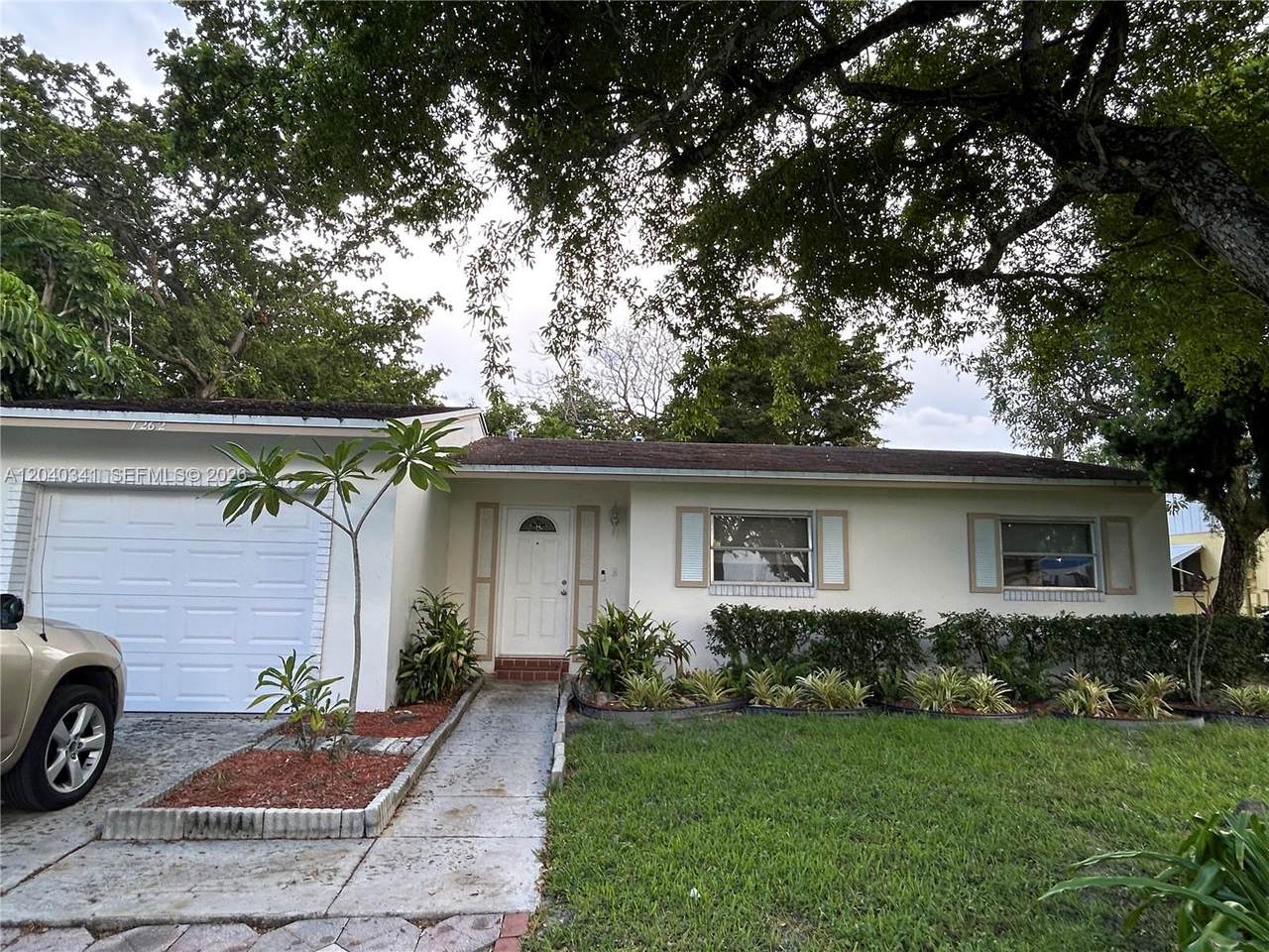 https://bt-photos.global.ssl.fastly.net/miami/1280_boomver_1_A12040341-2.jpg