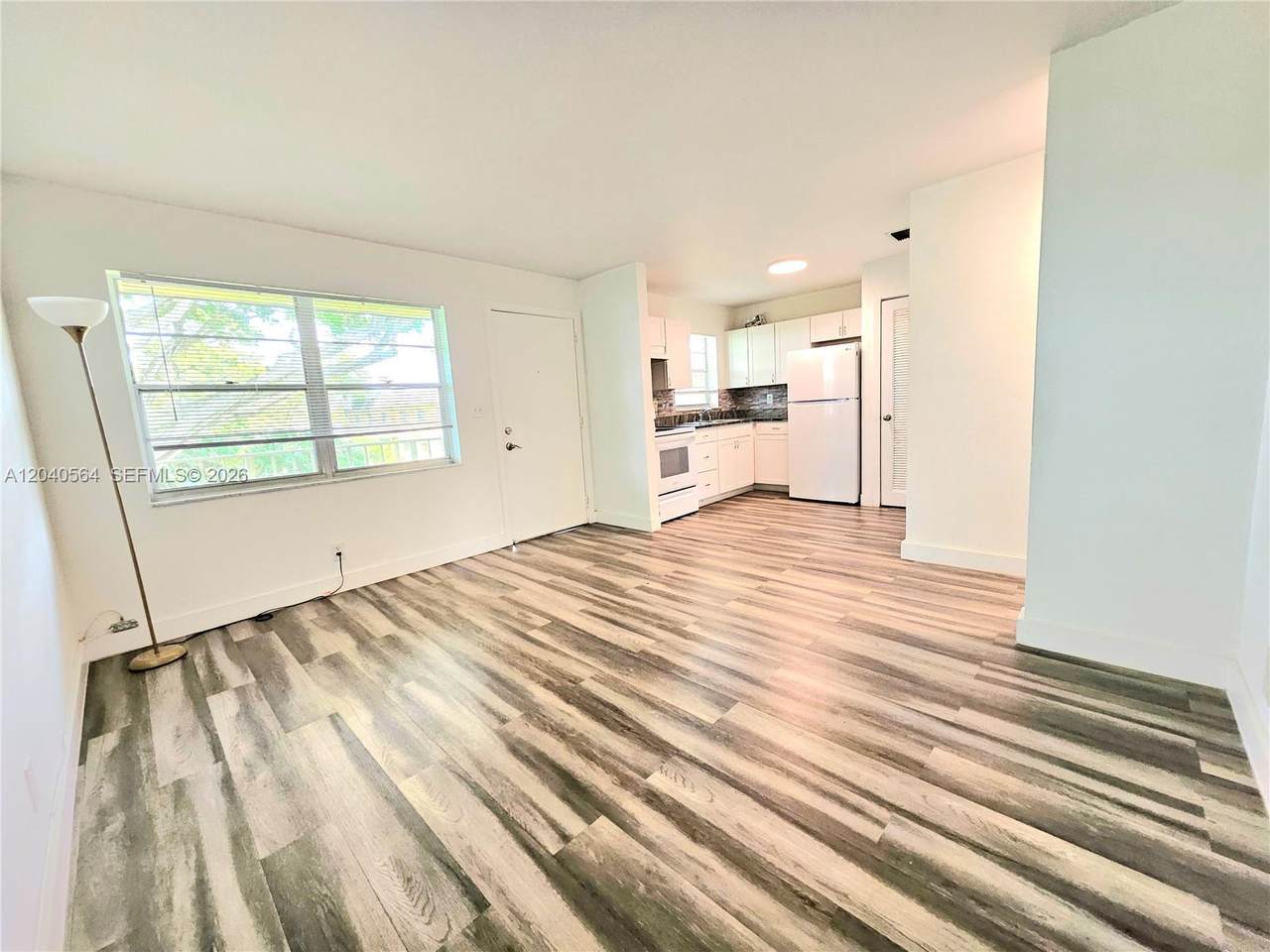 5180 6th Ave - Photo 1