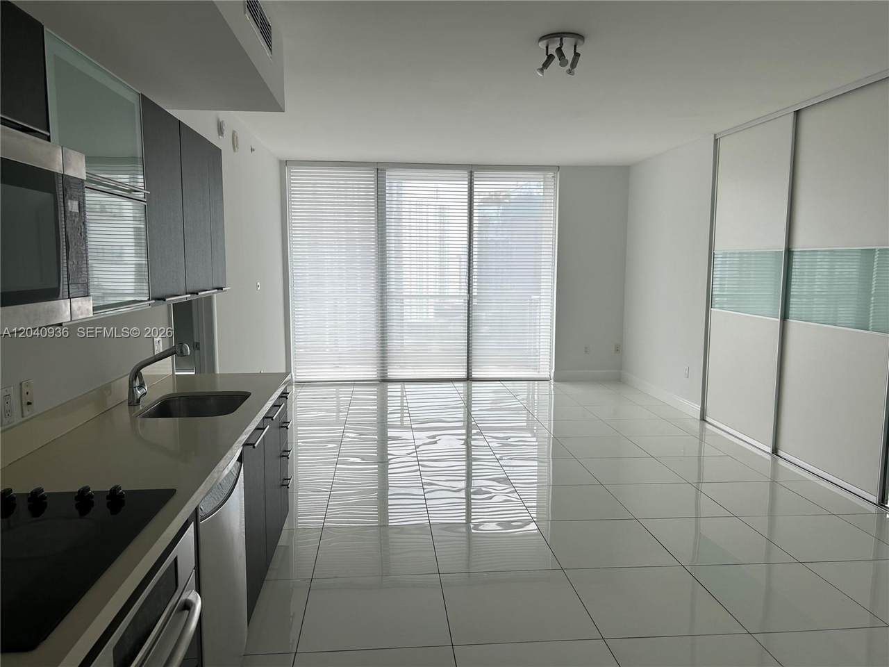 https://bt-photos.global.ssl.fastly.net/miami/1280_boomver_1_A12040936-2.jpg