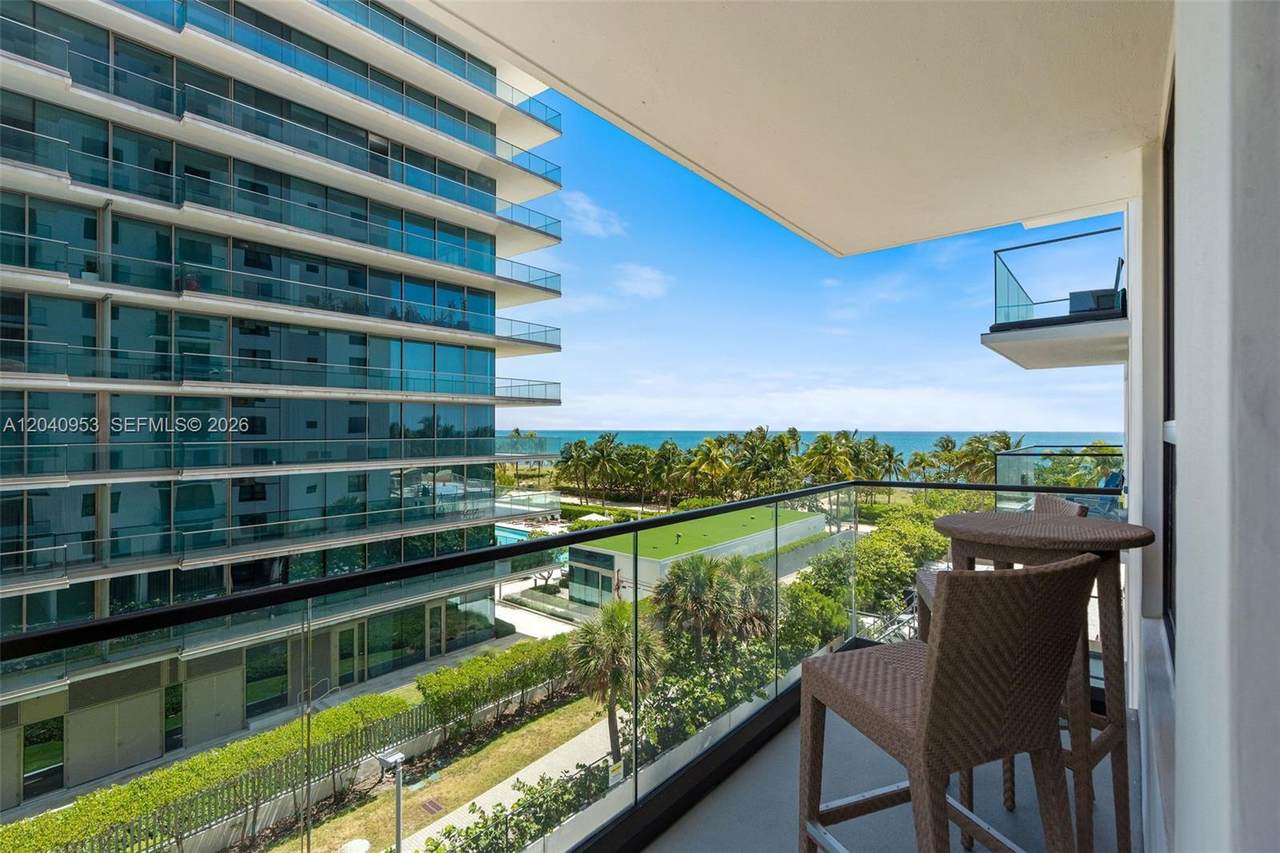 10185 Collins Ave - Photo 1