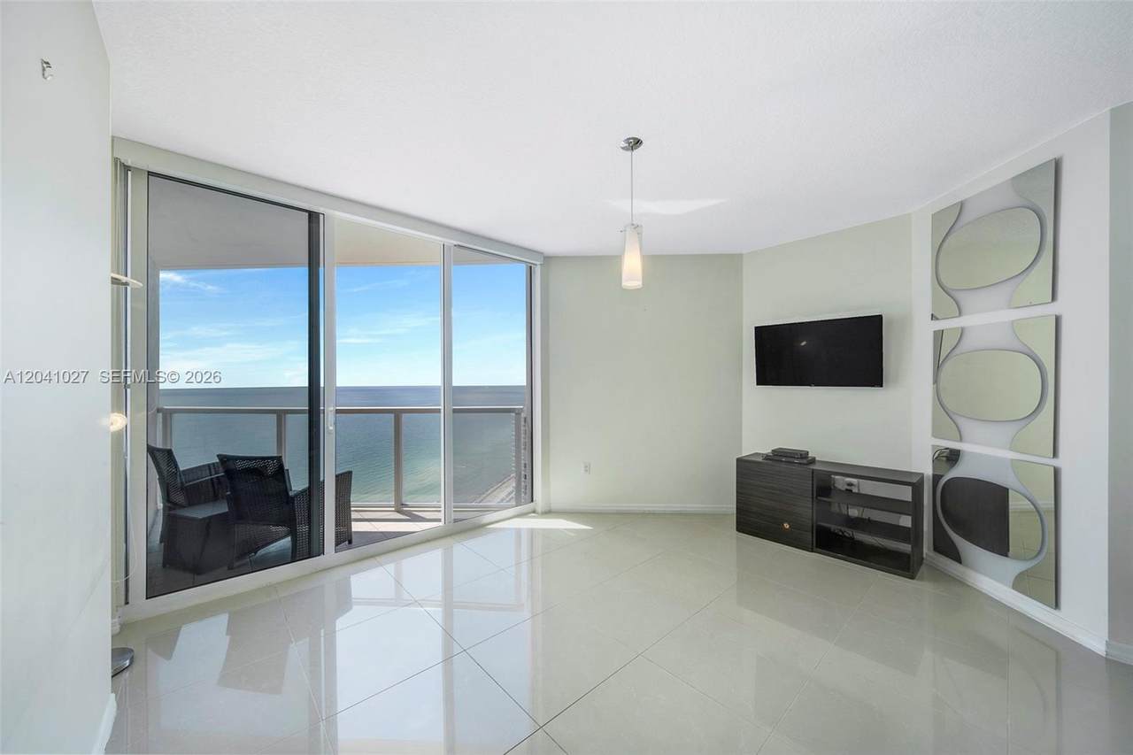 https://bt-photos.global.ssl.fastly.net/miami/1280_boomver_1_A12041027-2.jpg