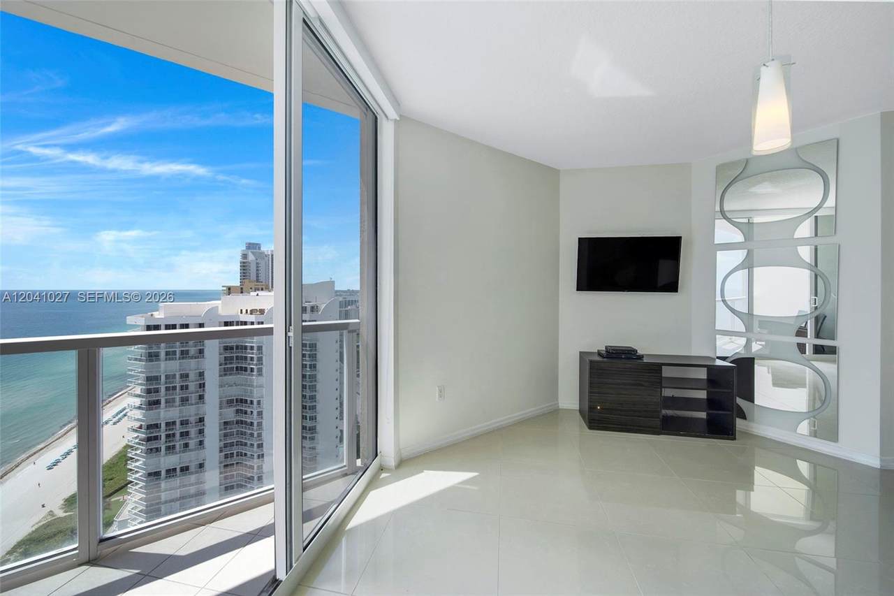 https://bt-photos.global.ssl.fastly.net/miami/1280_boomver_1_A12041027-2.jpg