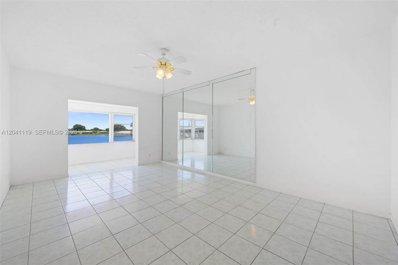 https://bt-photos.global.ssl.fastly.net/miami/1280_boomver_1_A12041119-2.jpg