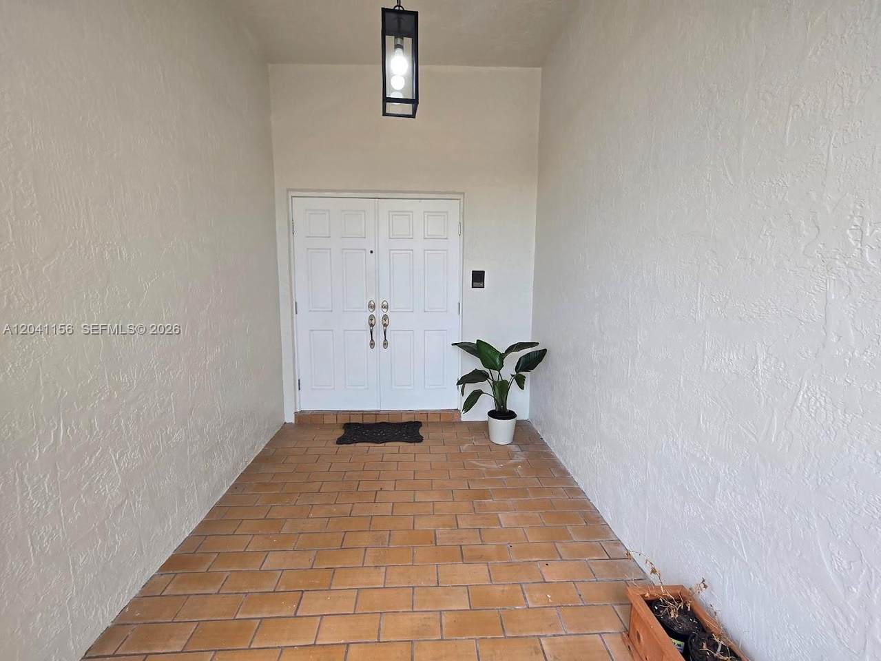 https://bt-photos.global.ssl.fastly.net/miami/1280_boomver_1_A12041156-2.jpg