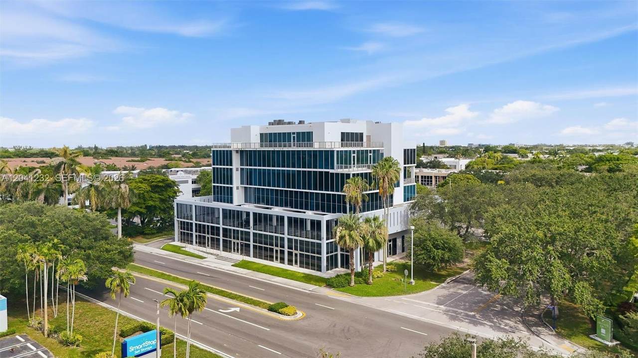 https://bt-photos.global.ssl.fastly.net/miami/1280_boomver_1_A12041232-2.jpg