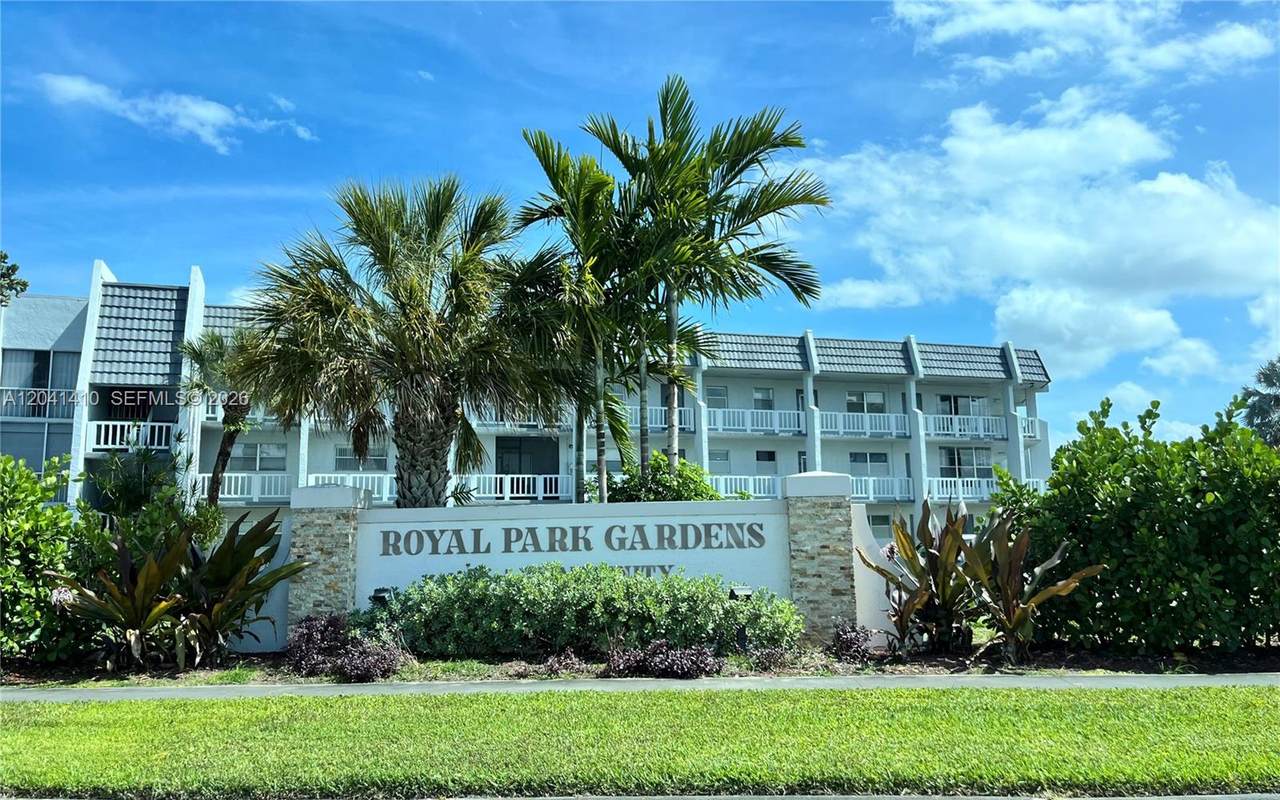 6550 Royal Palm Blvd - Photo 1
