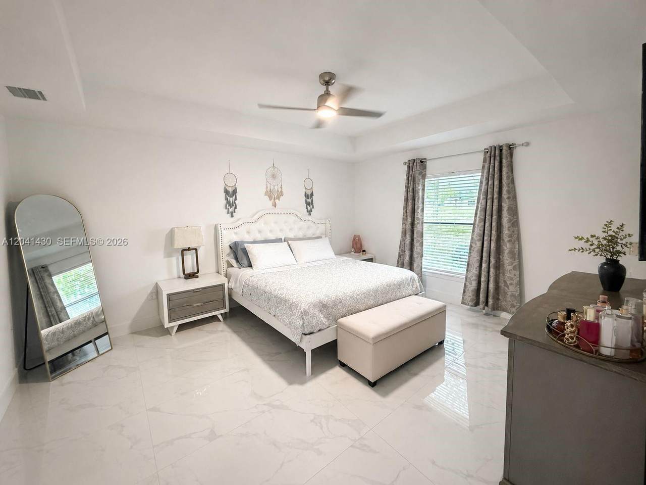 https://bt-photos.global.ssl.fastly.net/miami/orig_boomver_1_A12041430-2.jpg