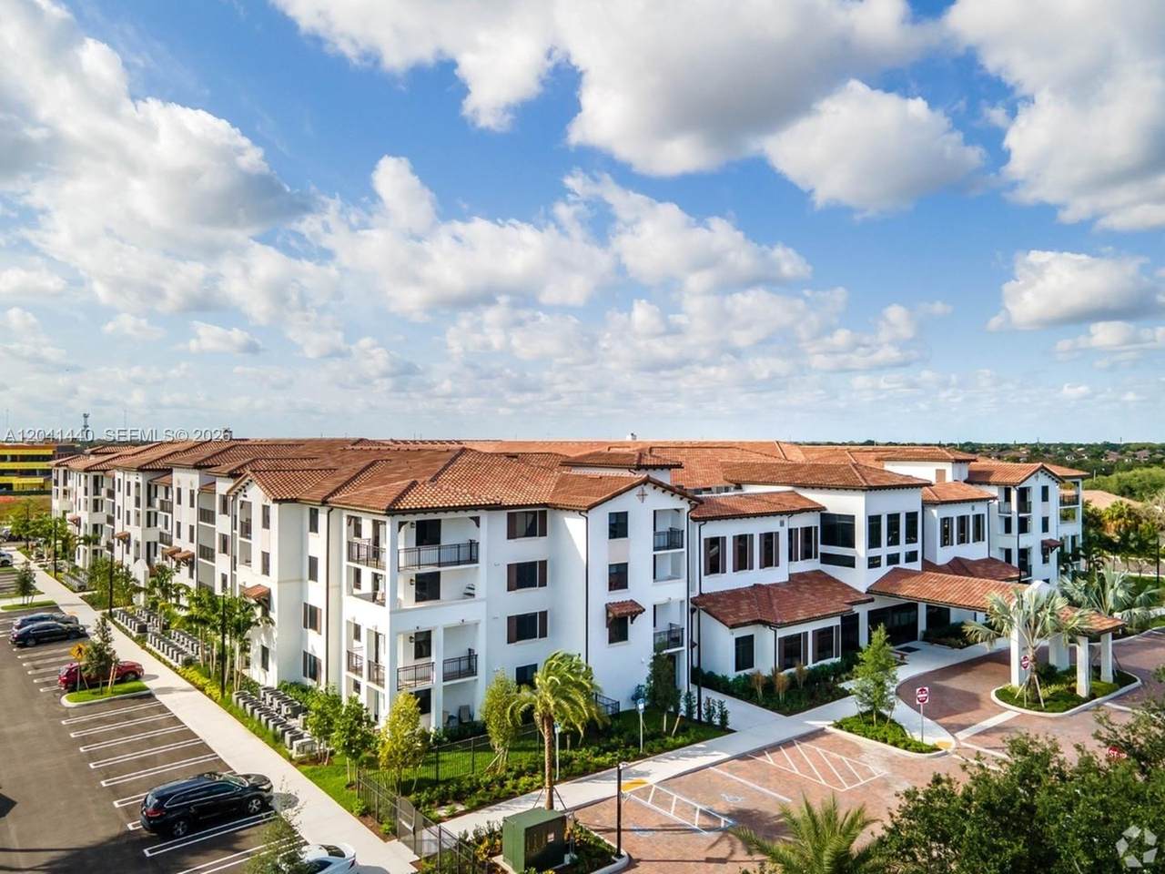 https://bt-photos.global.ssl.fastly.net/miami/1280_boomver_1_A12041440-2.jpg