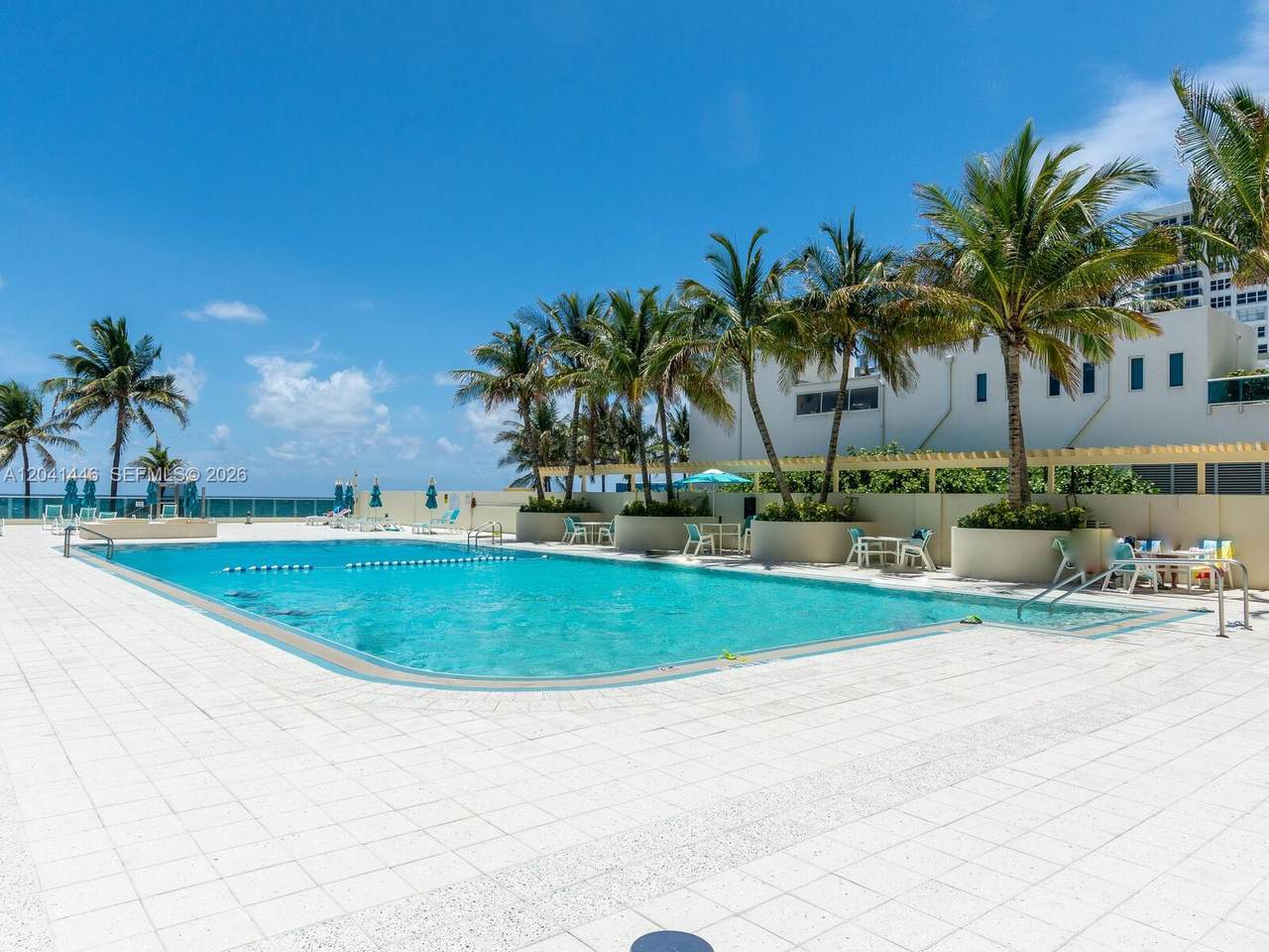 https://bt-photos.global.ssl.fastly.net/miami/1280_boomver_1_A12041446-2.jpg