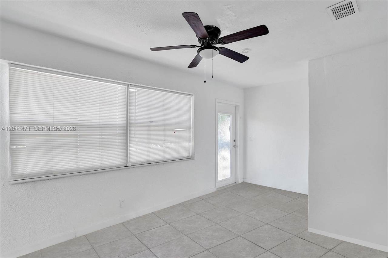 https://bt-photos.global.ssl.fastly.net/miami/1280_boomver_1_A12041471-2.jpg