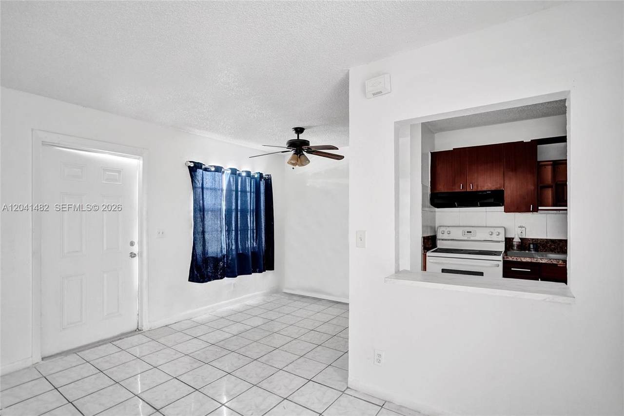 https://bt-photos.global.ssl.fastly.net/miami/1280_boomver_1_A12041482-2.jpg