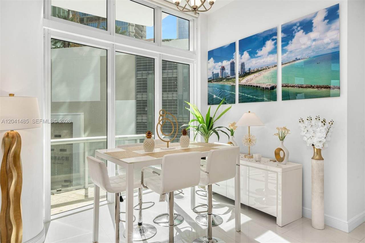 https://bt-photos.global.ssl.fastly.net/miami/1280_boomver_1_A12041485-2.jpg
