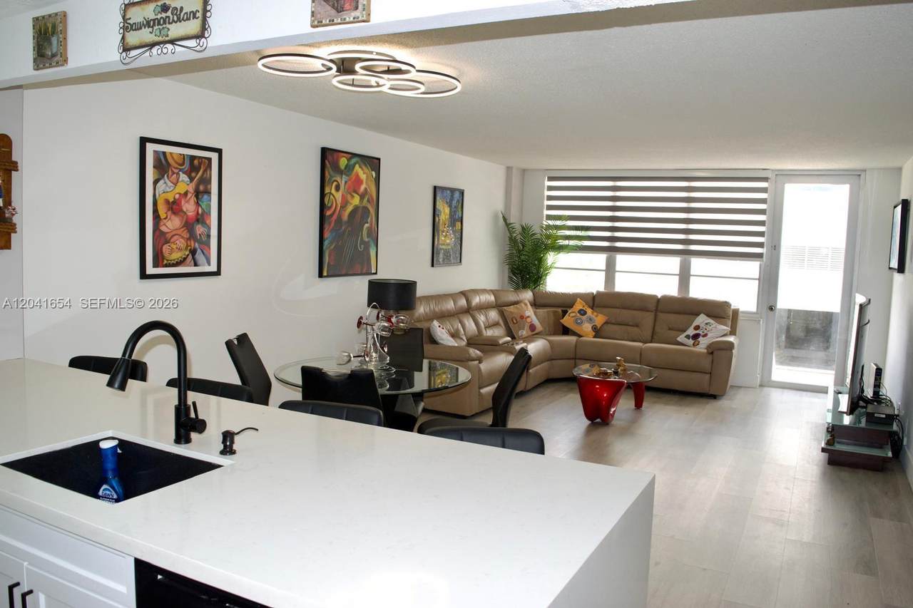 https://bt-photos.global.ssl.fastly.net/miami/1280_boomver_1_A12041654-2.jpg