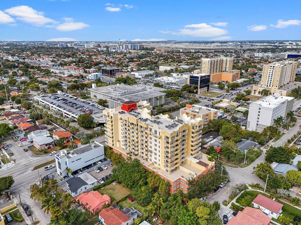 https://bt-photos.global.ssl.fastly.net/miami/1280_boomver_1_A12041758-2.jpg