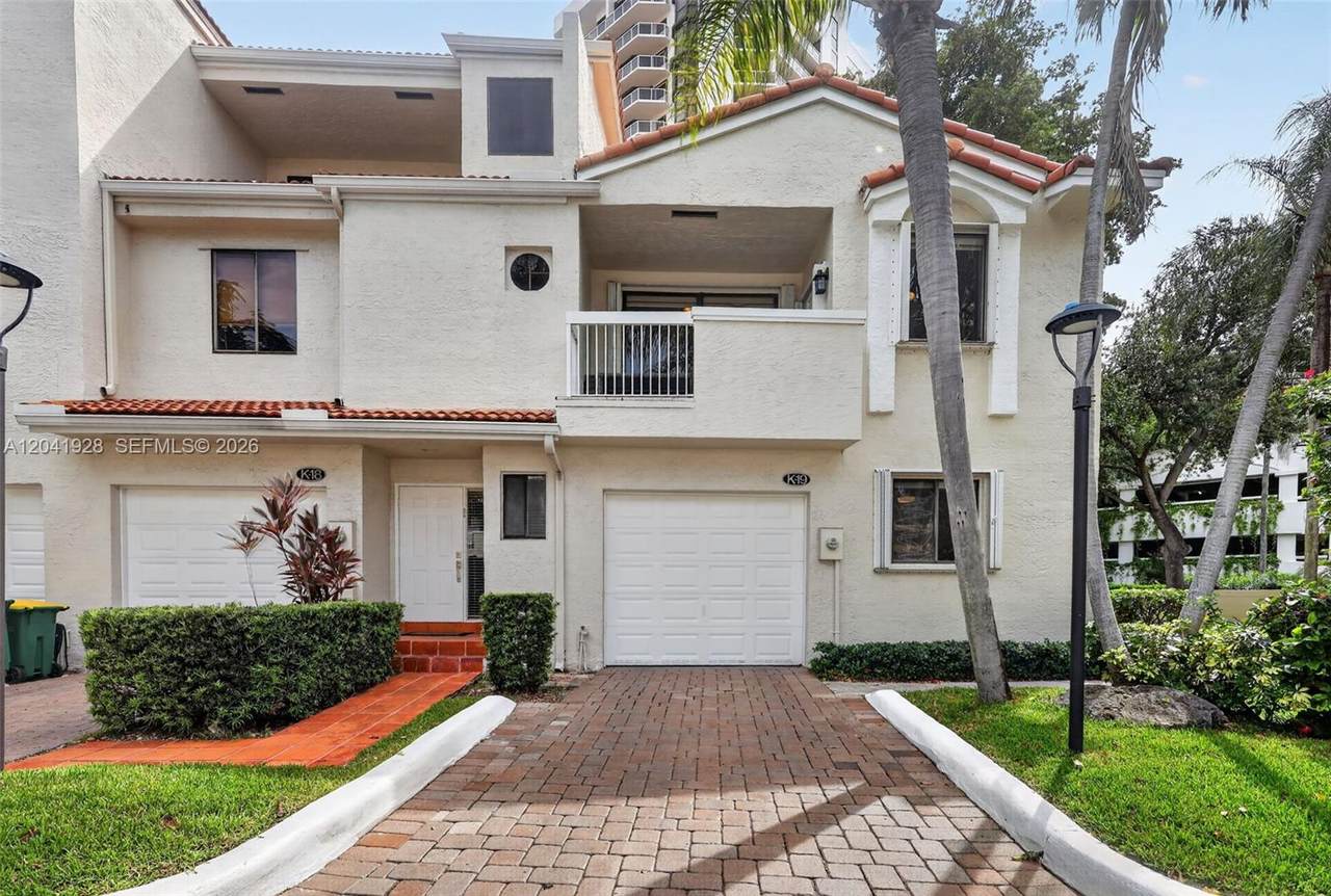 21391 Marina Cove Cir - Photo 1