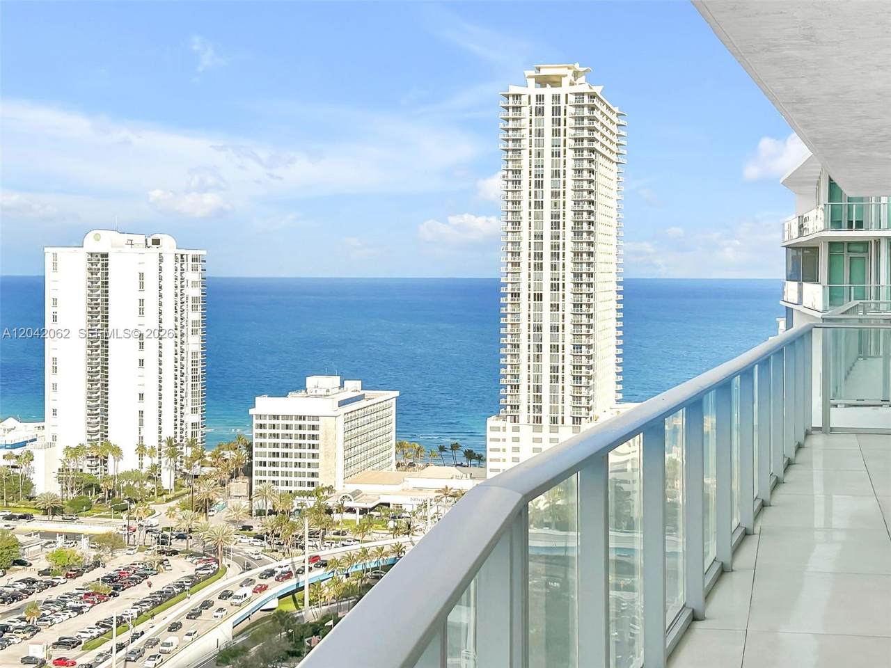https://bt-photos.global.ssl.fastly.net/miami/1280_boomver_1_A12042062-2.jpg