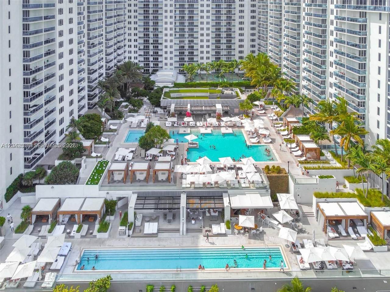 https://bt-photos.global.ssl.fastly.net/miami/1280_boomver_1_A12042076-2.jpg