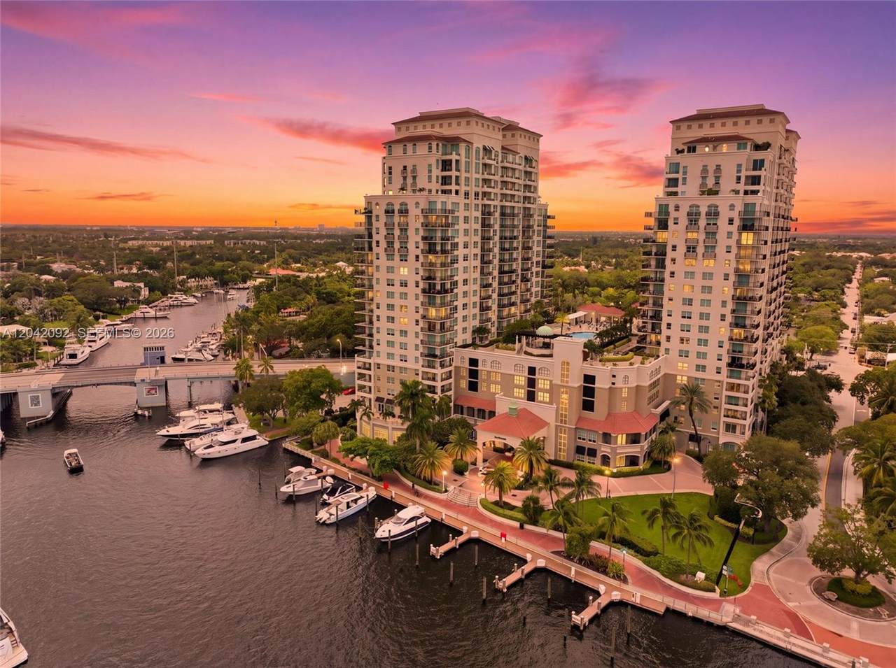 610 Las Olas Blvd - Photo 1