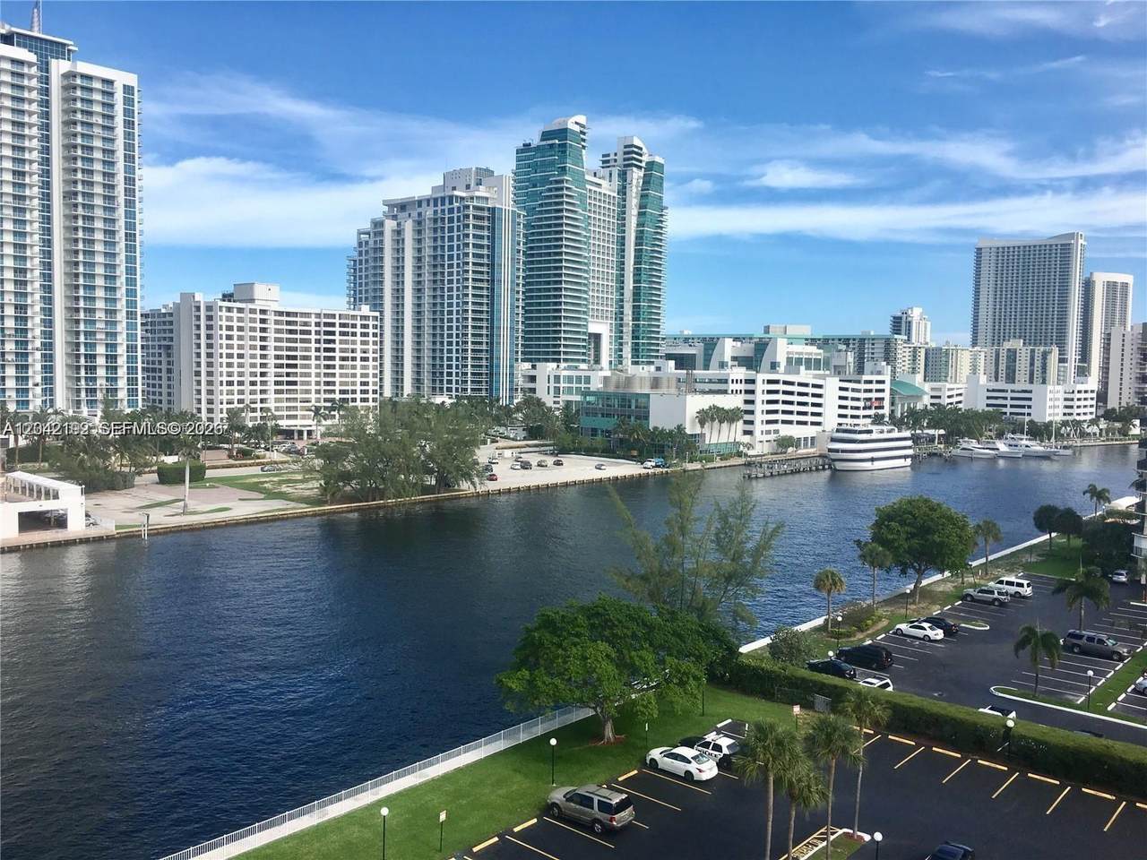 https://bt-photos.global.ssl.fastly.net/miami/1280_boomver_1_A12042192-2.jpg