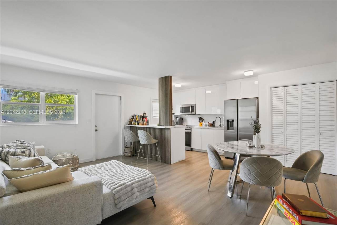 1614 West Ave - Photo 1