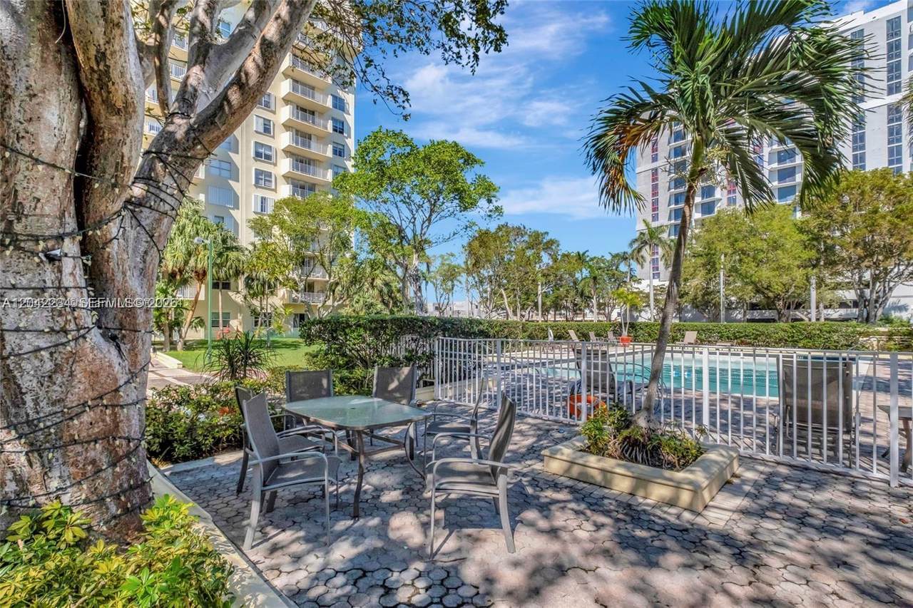 https://bt-photos.global.ssl.fastly.net/miami/1280_boomver_1_A12042234-2.jpg